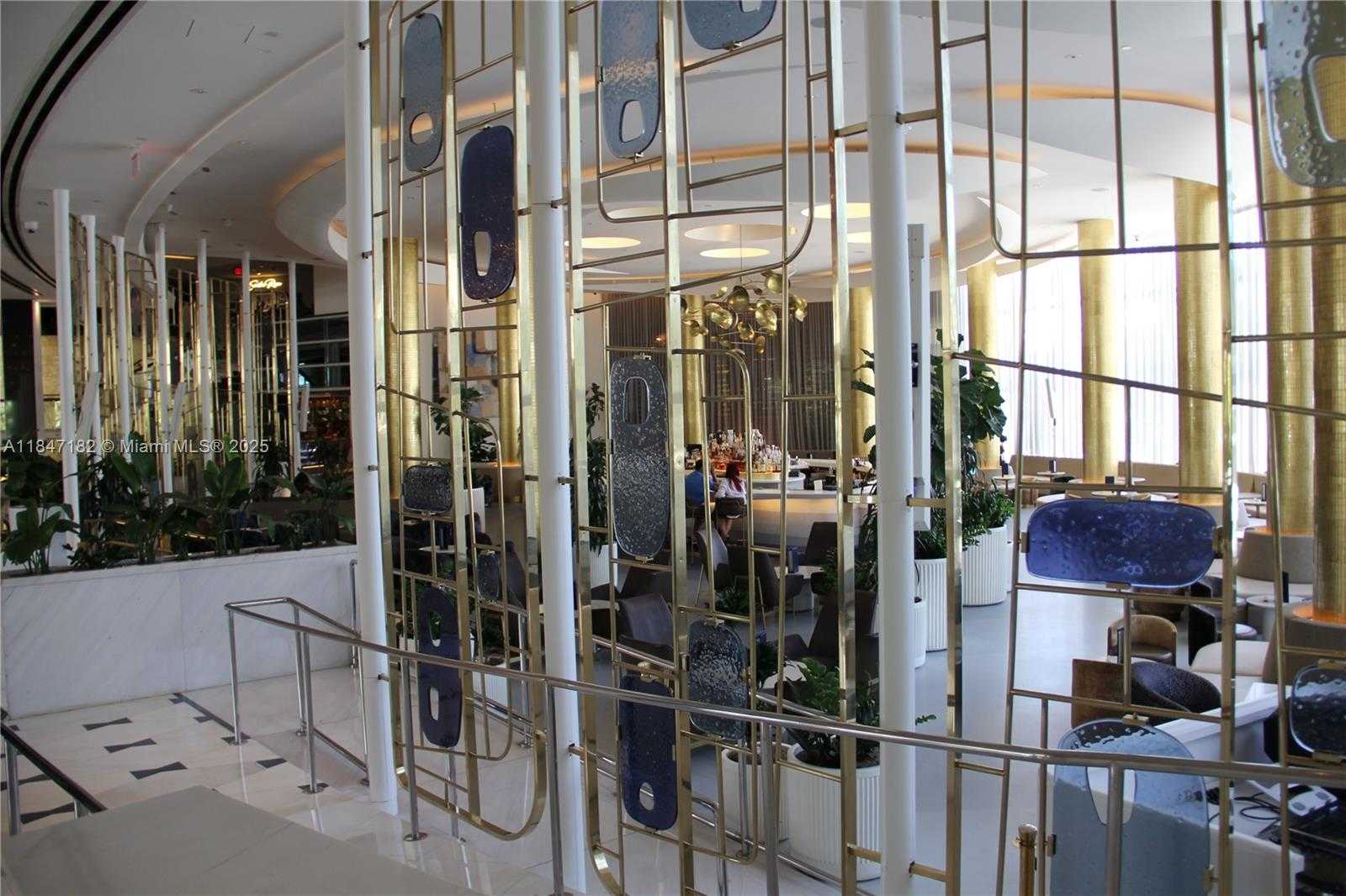 Small Image of 4401 COLLINS AVE #2315/2317, Miami Beach Number 71