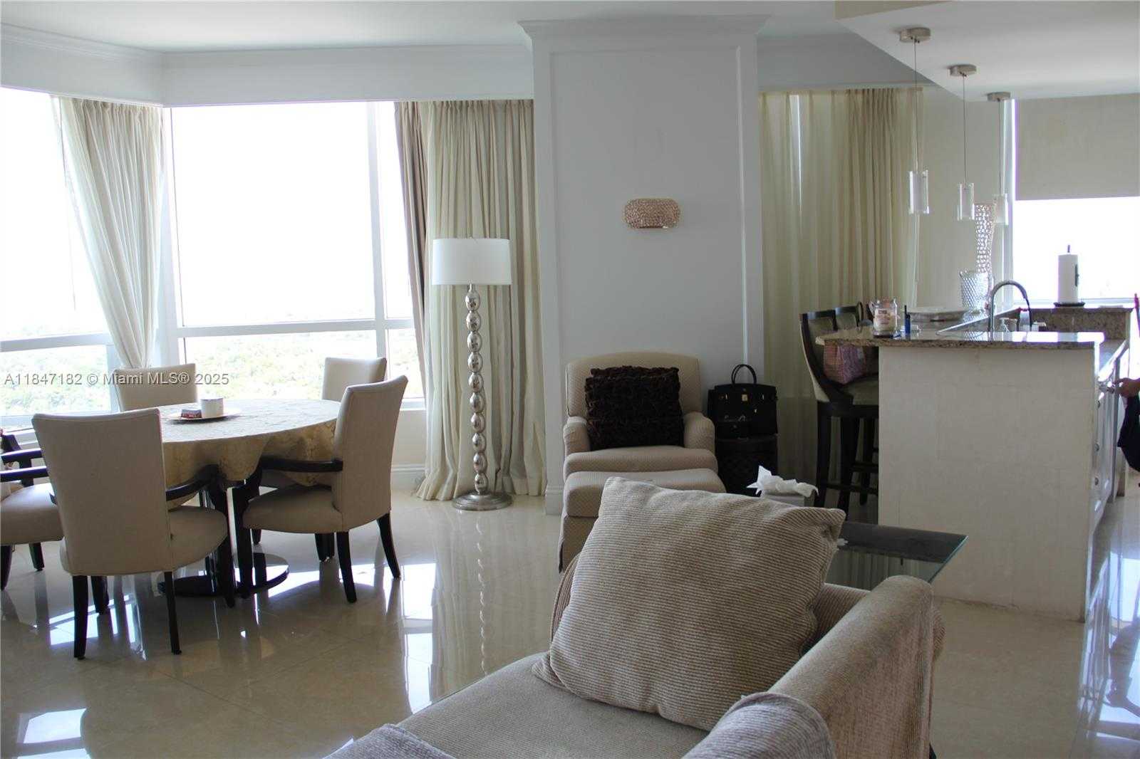 Small Image of 4401 COLLINS AVE #2315/2317, Miami Beach Number 8