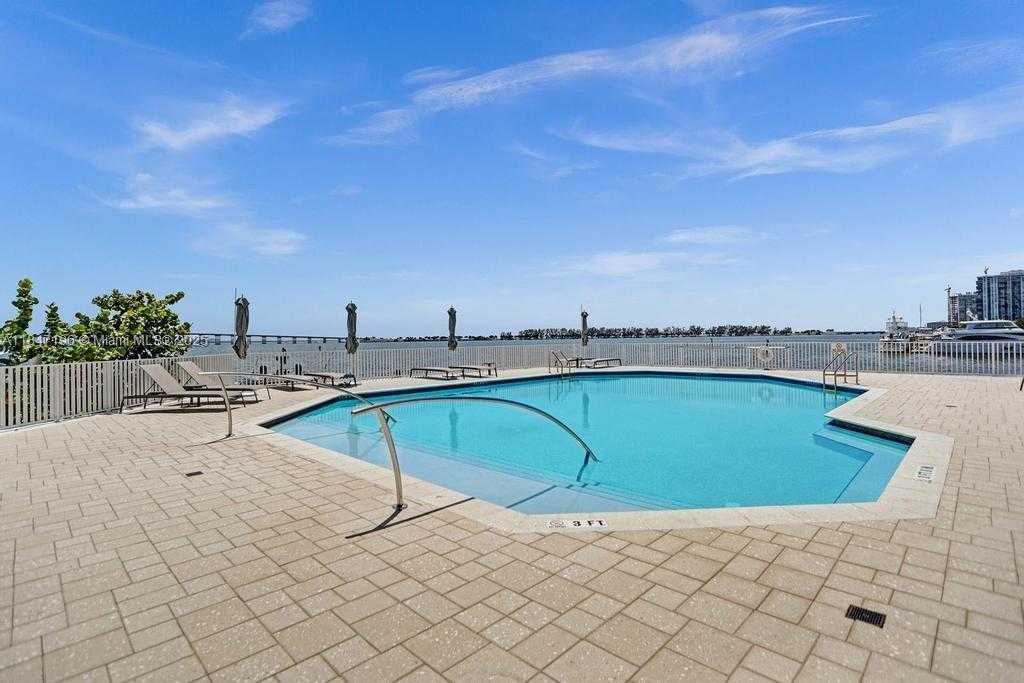 Small Image of Miami Number 41