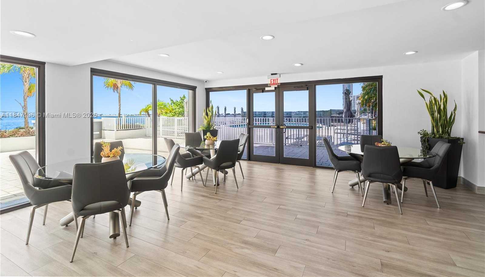 Small Image of Miami Number 51