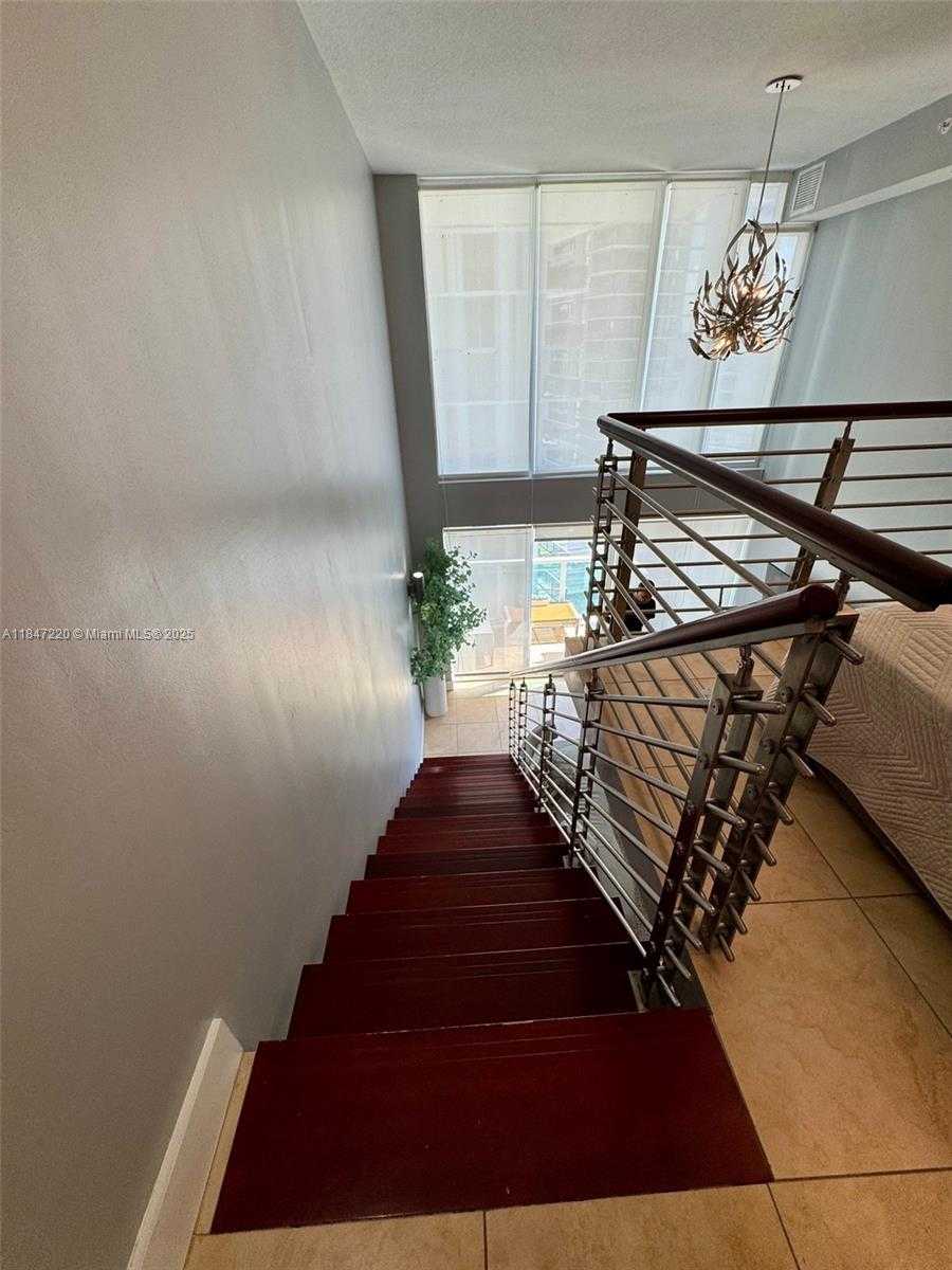 Small Image of 41 SOUTH EAST 5TH ST #1212, Miami Number 14