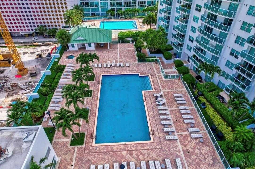 Small Image of 41 SOUTH EAST 5TH ST #1212, Miami Number 26