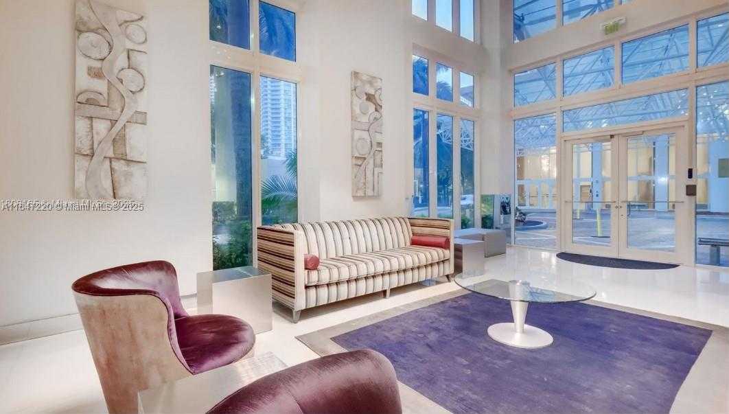 Small Image of 41 SOUTH EAST 5TH ST #1212, Miami Number 30
