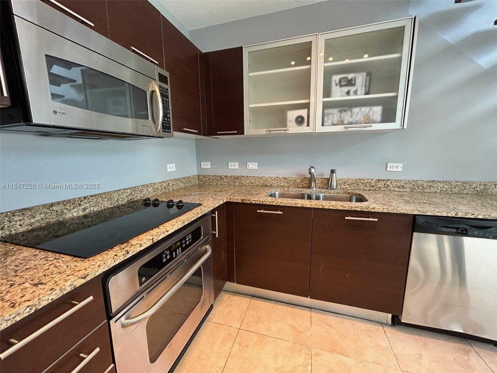 Small Image of 41 SOUTH EAST 5TH ST #1212, Miami Number 5