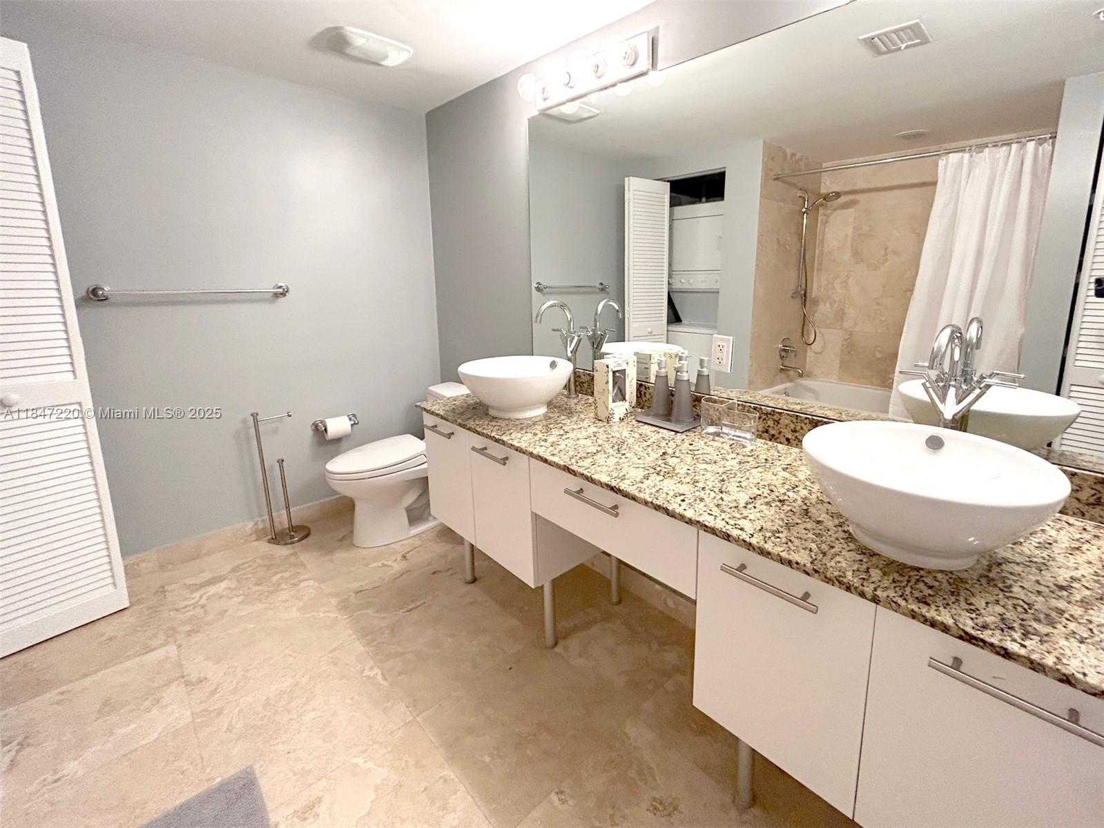 Small Image of 41 SOUTH EAST 5TH ST #1212, Miami Number 9