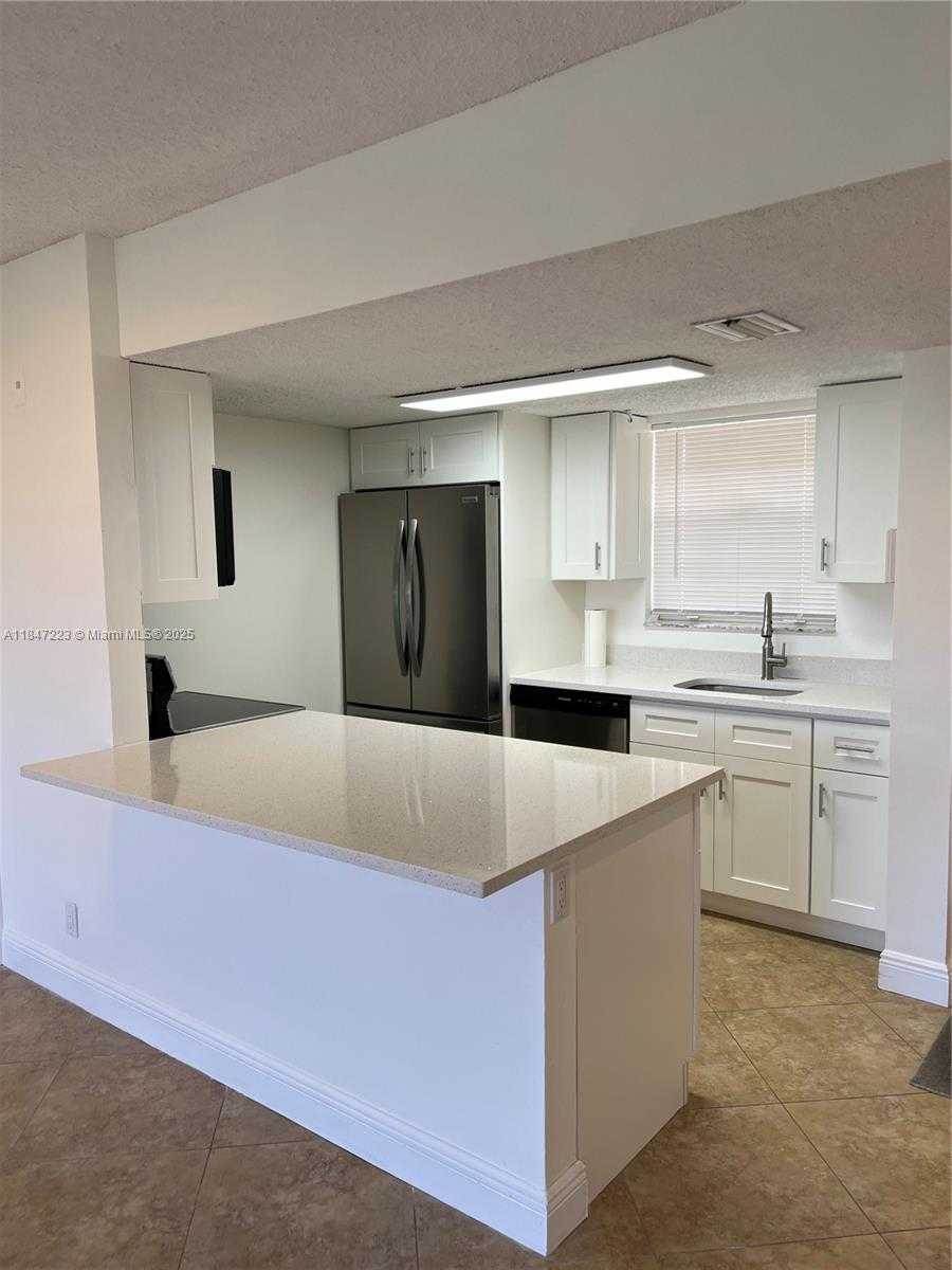 Small Image of 6292 LA COSTA DR #C, Boca Raton Number 2