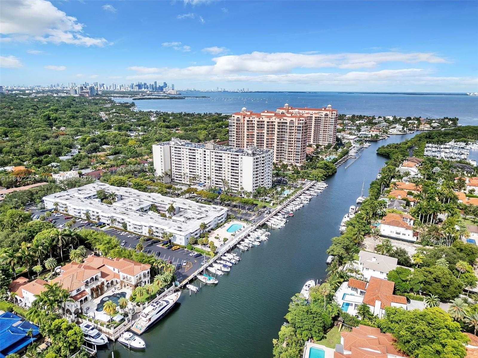 Small Image of 100 EDGEWATER DR #240, Coral Gables Number 28