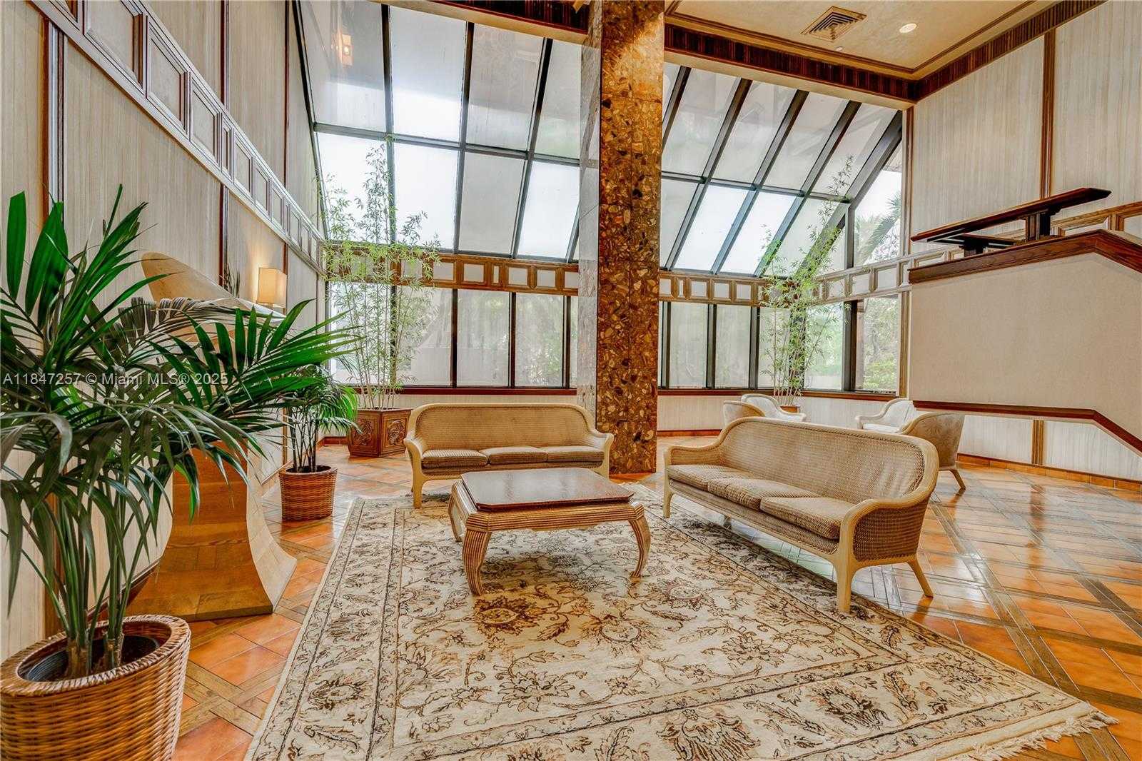 Small Image of 520 BRICKELL KEY DR #A619, Miami Number 22