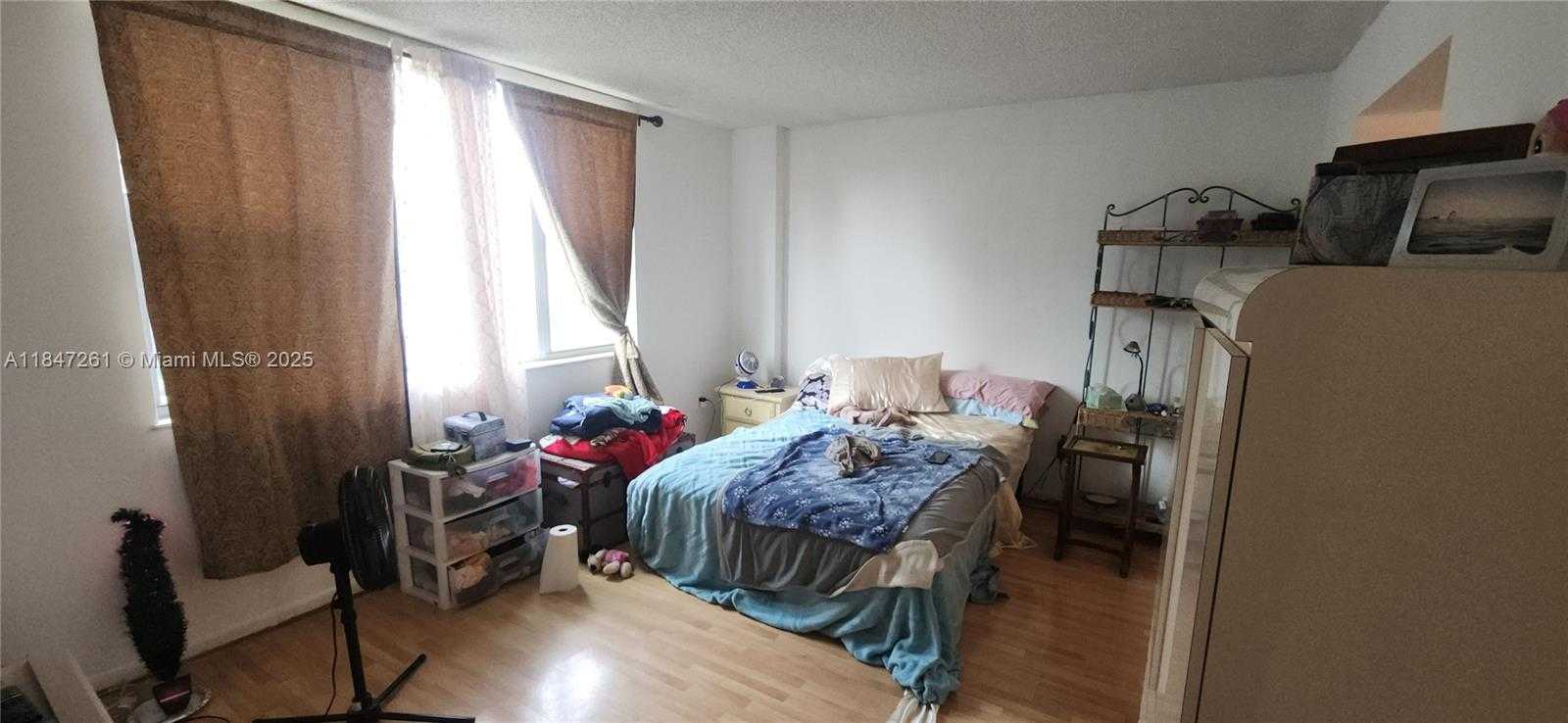 Small Image of 3850 WASHINGTON ST #314, Hollywood Number 13