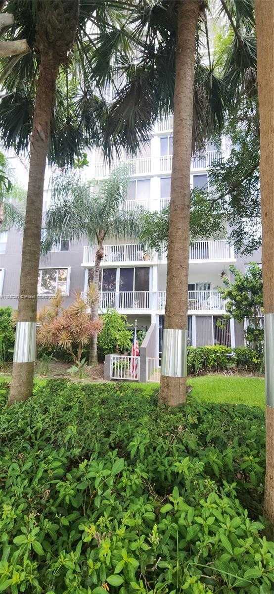 Small Image of 3850 WASHINGTON ST #314, Hollywood Number 42
