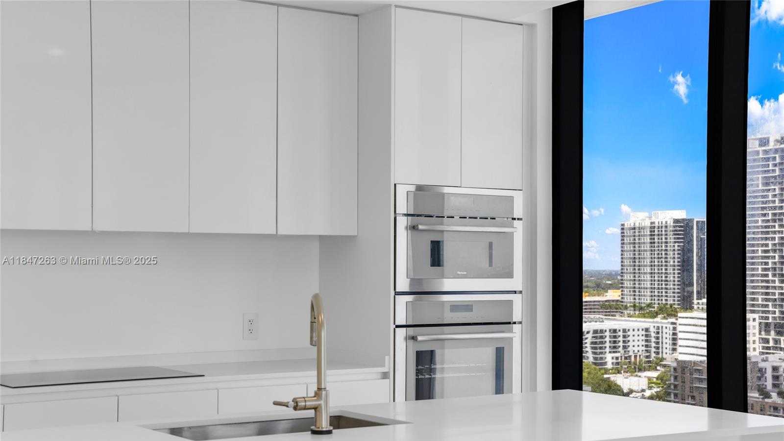 Small Image of 700 NORTH EAST 24TH ST #2101, Miami Number 21