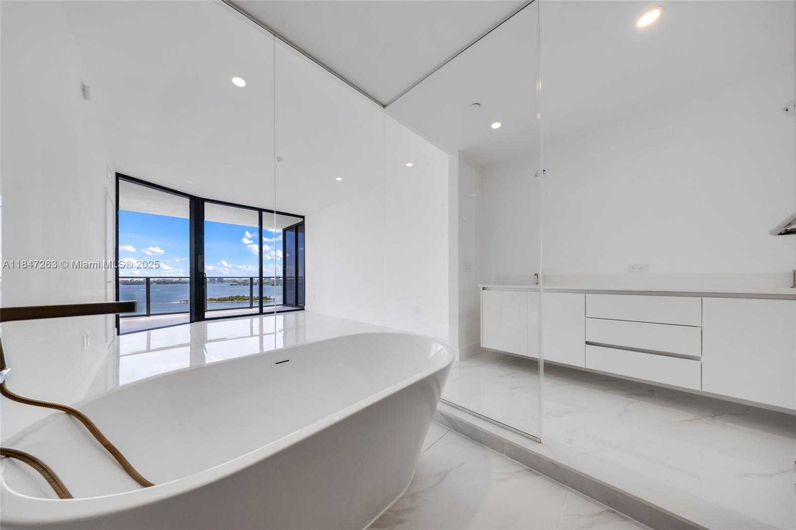Small Image of 700 NORTH EAST 24TH ST #2101, Miami Number 42