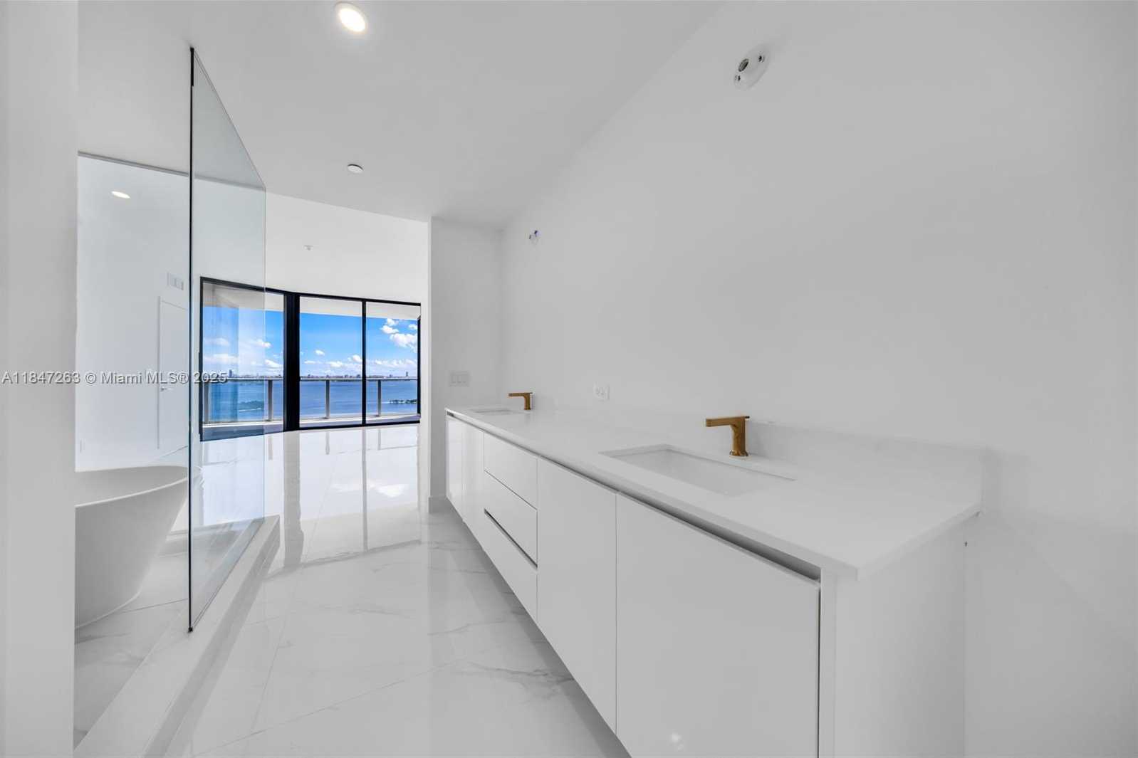 Small Image of 700 NORTH EAST 24TH ST #2101, Miami Number 43