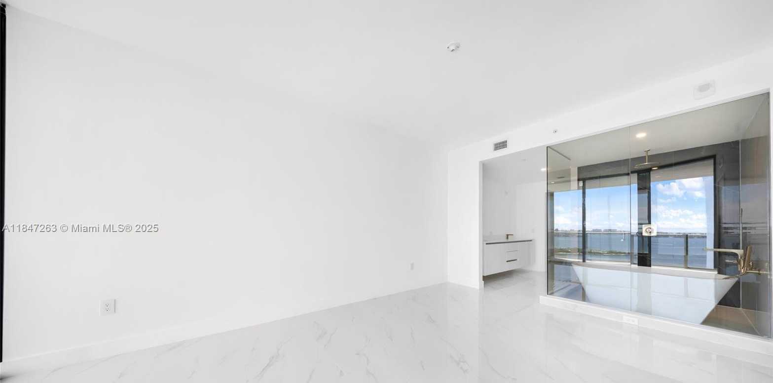 Small Image of 700 NORTH EAST 24TH ST #2101, Miami Number 45