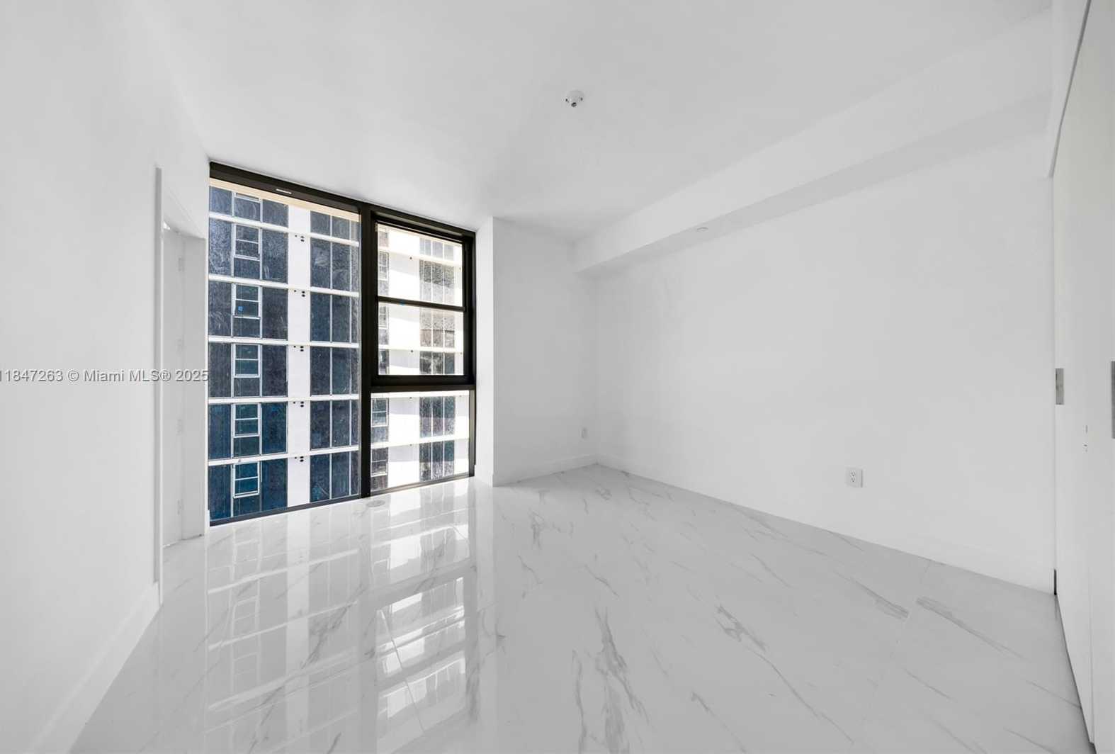 Small Image of 700 NORTH EAST 24TH ST #2101, Miami Number 55