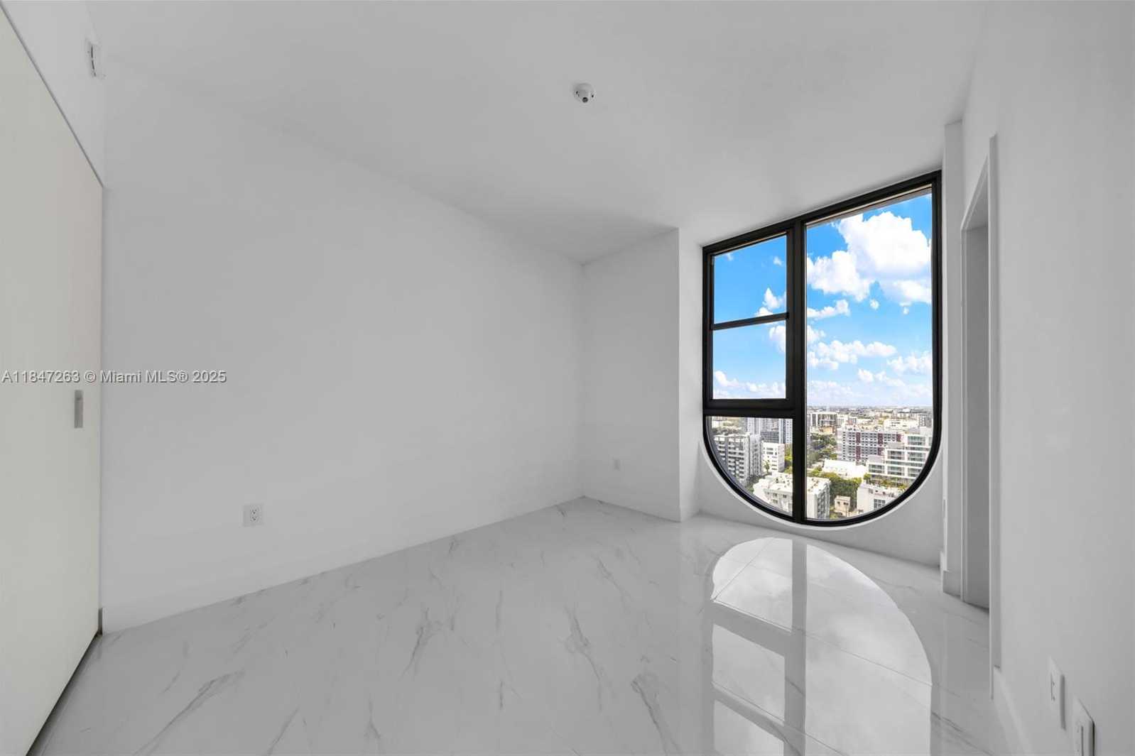 Small Image of 700 NORTH EAST 24TH ST #2101, Miami Number 57