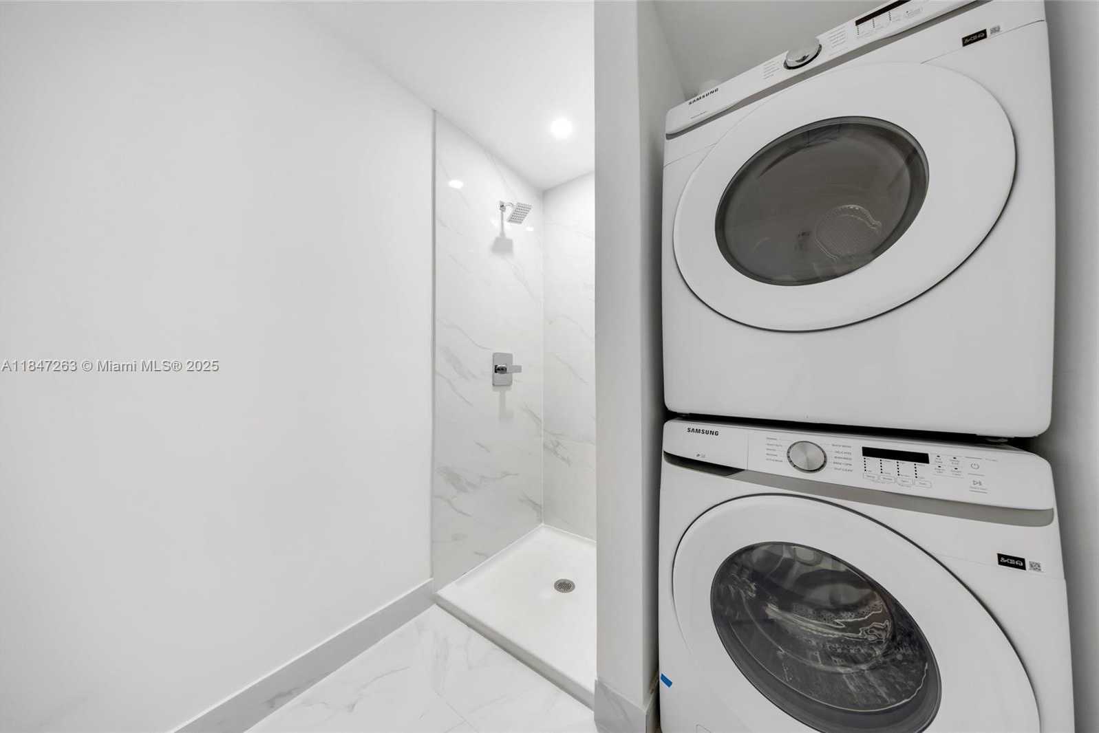 Small Image of 700 NORTH EAST 24TH ST #2101, Miami Number 68