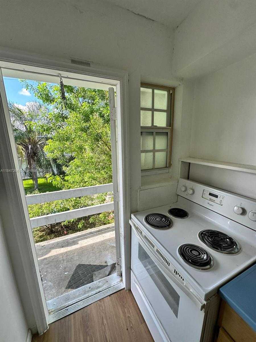 Small Image of 1471 NORTH EAST 170TH ST #215A, North Miami Beach Number 5