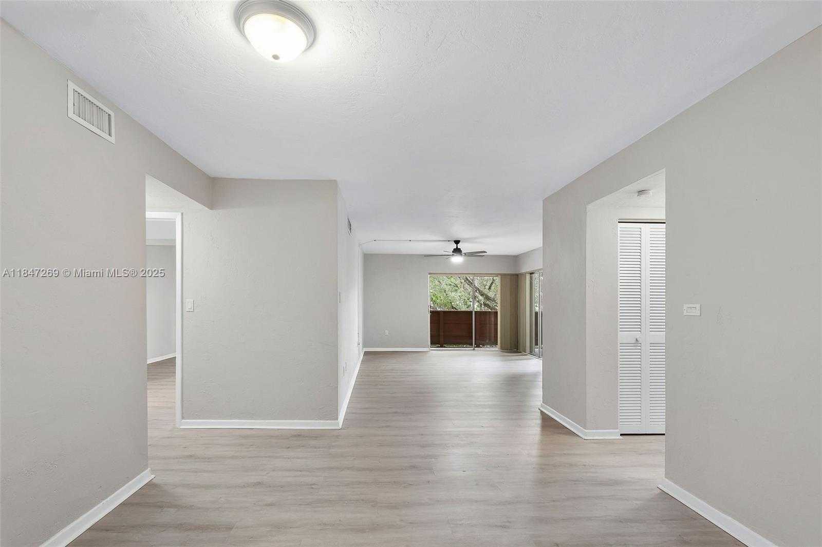 Small Image of 1205 MARIPOSA AVE #320, Coral Gables Number 10