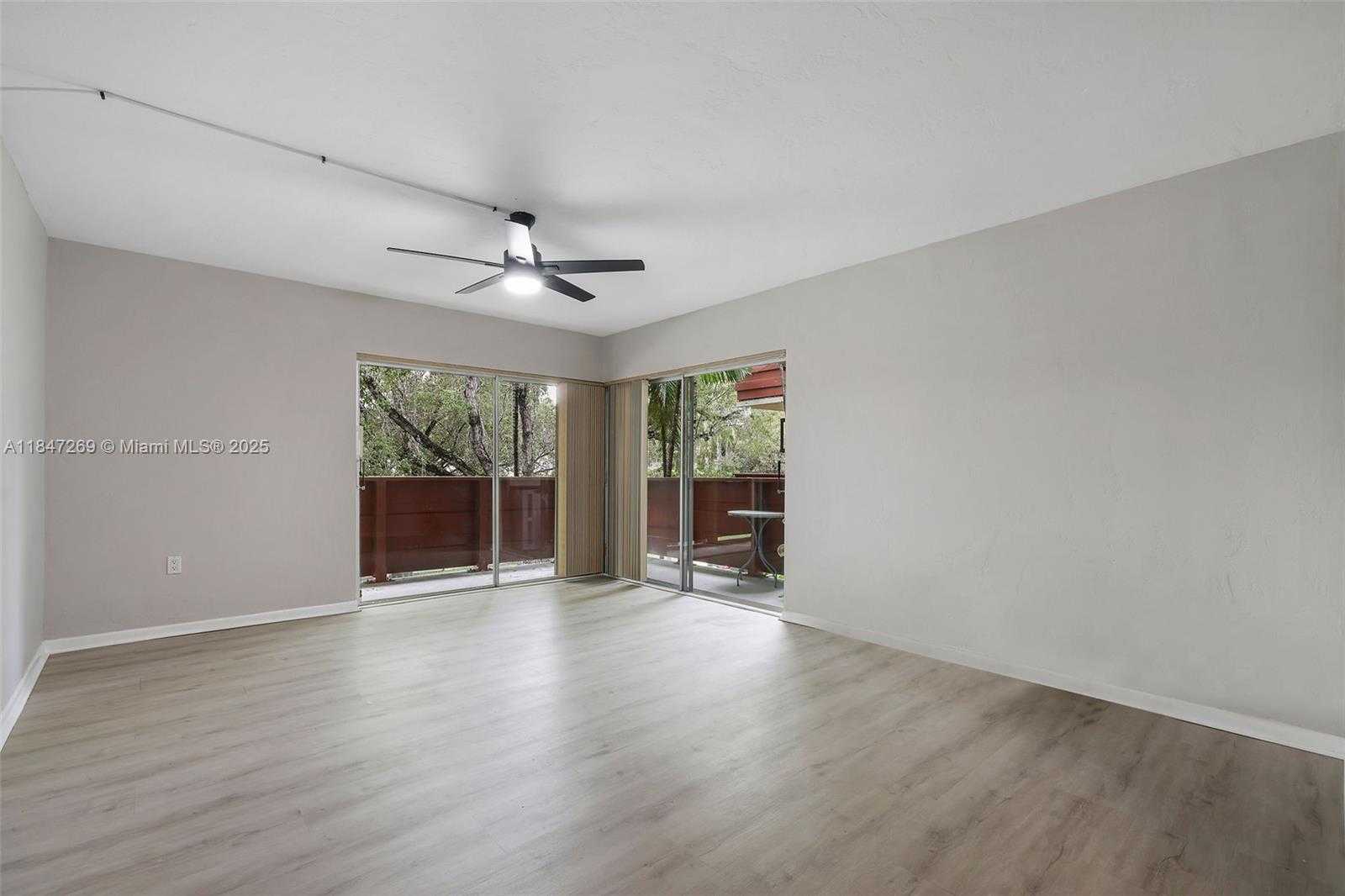 Small Image of 1205 MARIPOSA AVE #320, Coral Gables Number 12