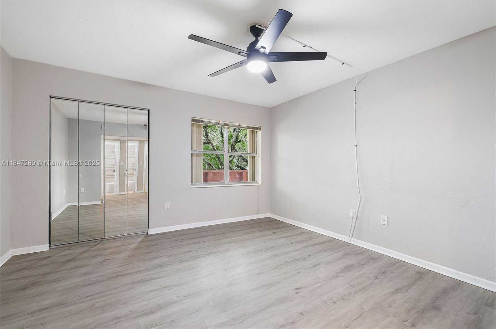 Small Image of 1205 MARIPOSA AVE #320, Coral Gables Number 27