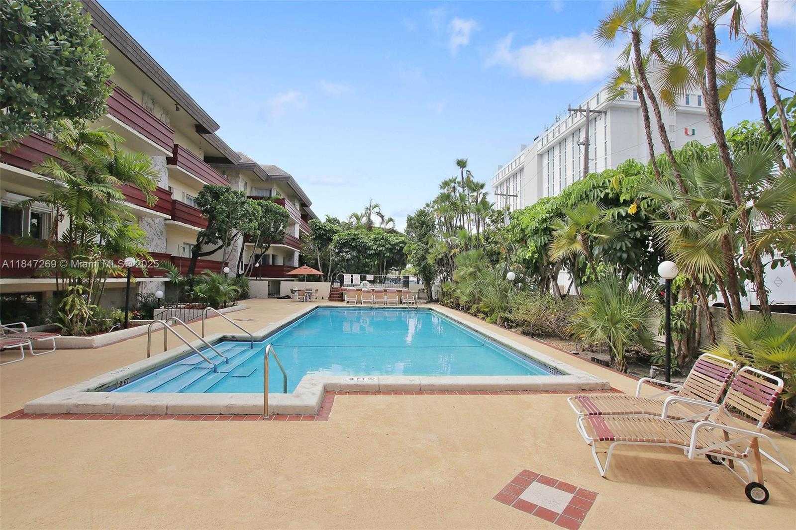 Small Image of 1205 MARIPOSA AVE #320, Coral Gables Number 37