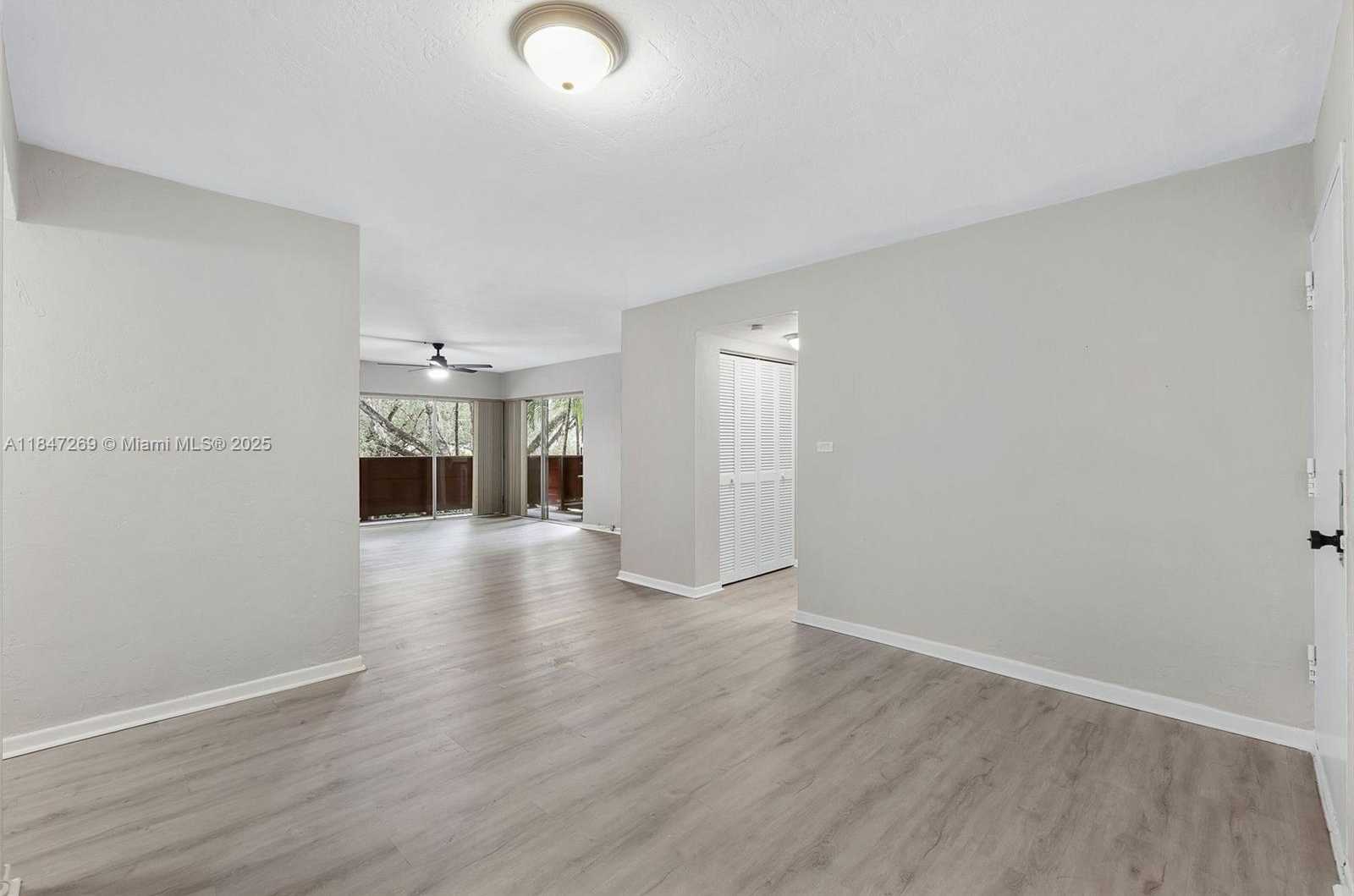 Small Image of 1205 MARIPOSA AVE #320, Coral Gables Number 5