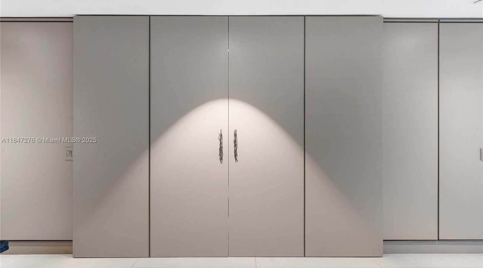 Small Image of 18975 EAST COLLINS AVE #1403, Sunny Isles Beach Number 14