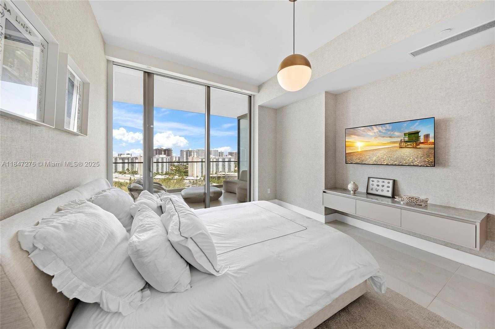 Small Image of 18975 EAST COLLINS AVE #1403, Sunny Isles Beach Number 31