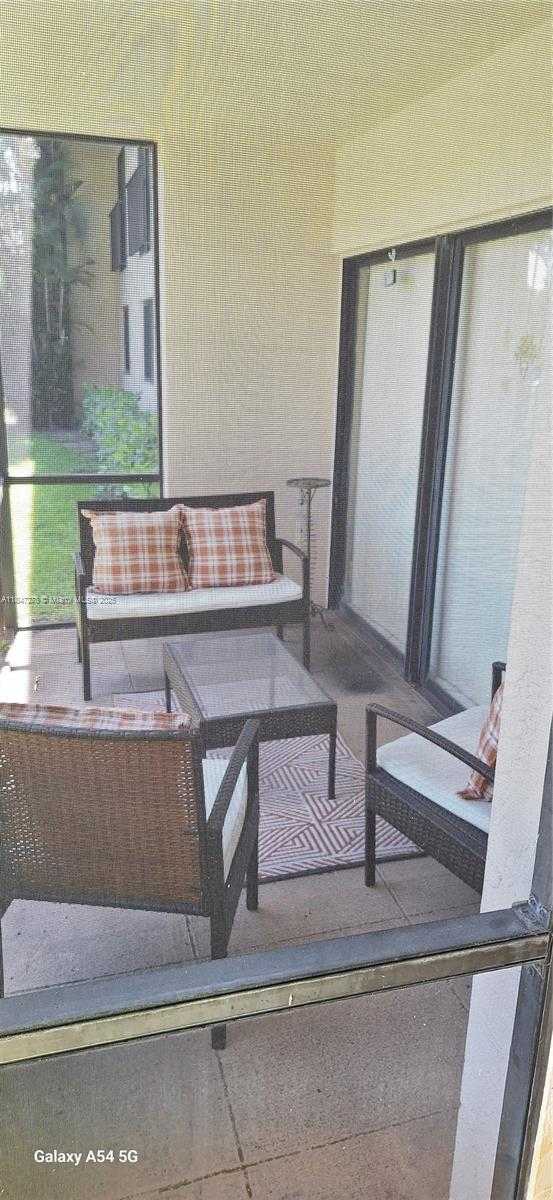 Small Image of 5835 WASHINGTON ST #49, Hollywood Number 8