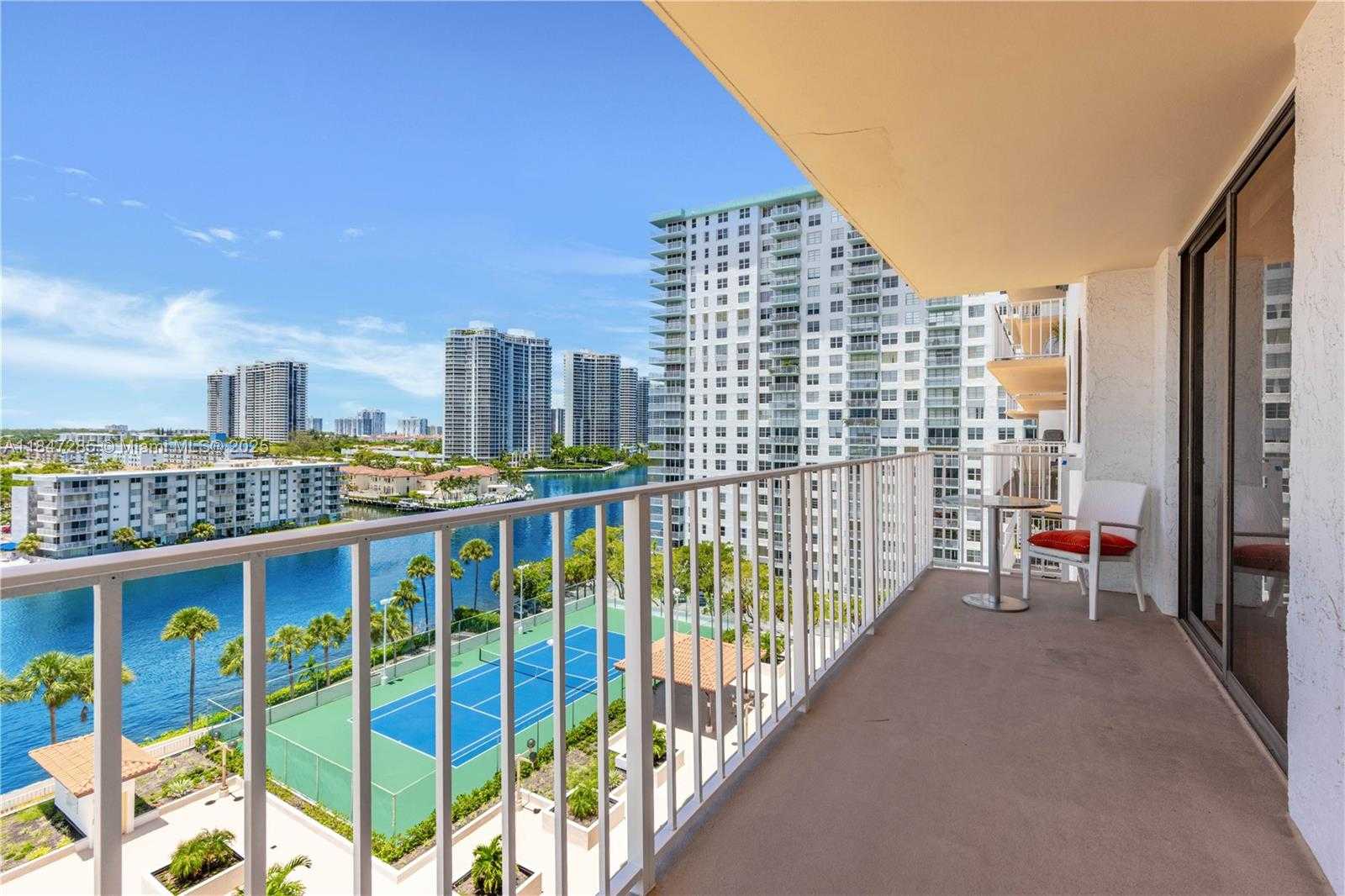 Small Image of 290 174TH ST #1006, Sunny Isles Beach Number 6