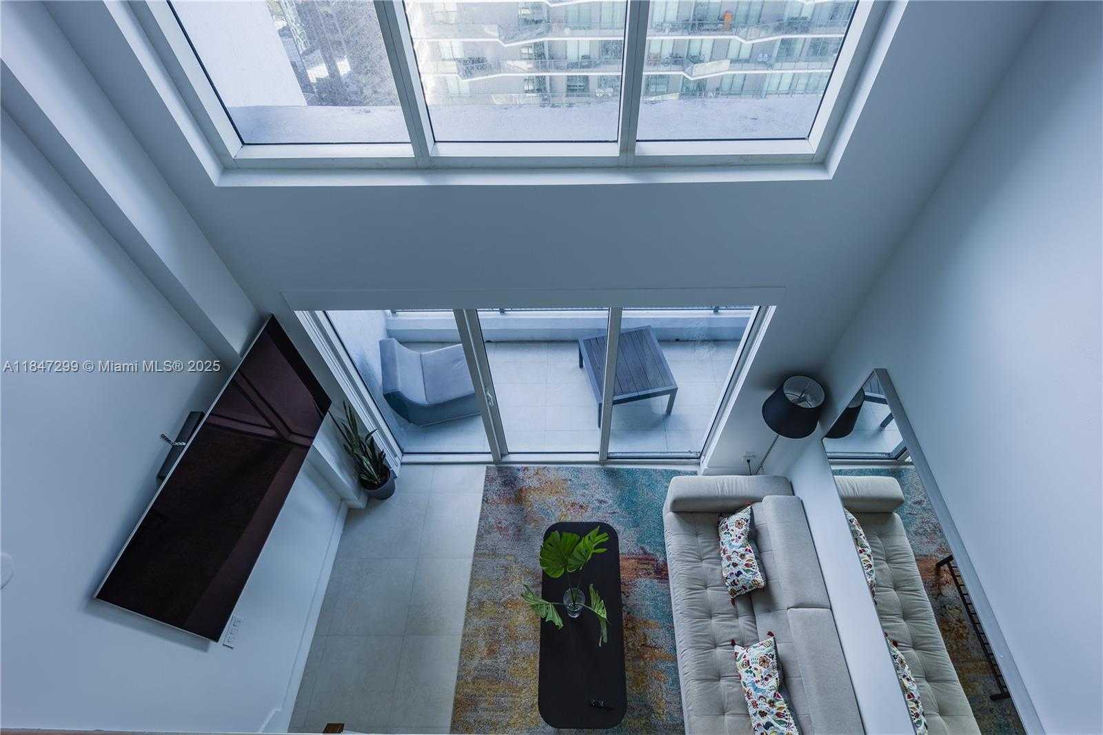 Small Image of 60 SOUTH WEST 13TH ST #3222, Miami Number 12