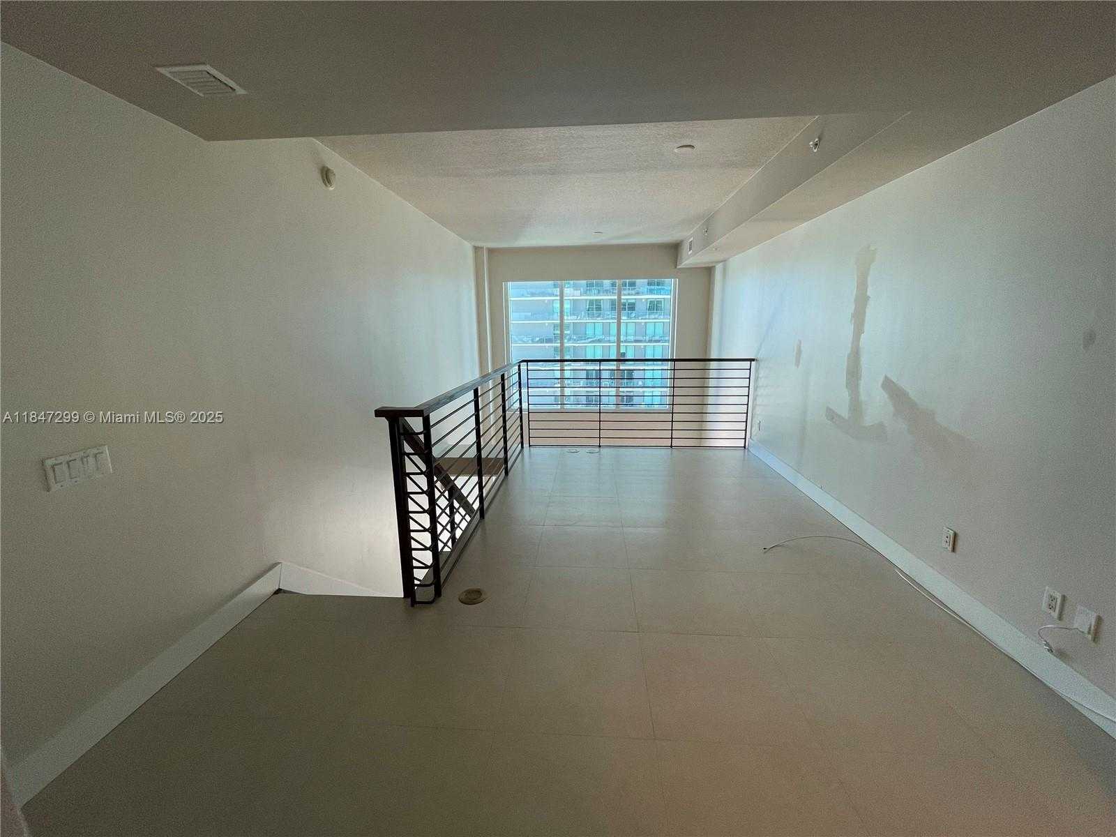 Small Image of 60 SOUTH WEST 13TH ST #3222, Miami Number 15