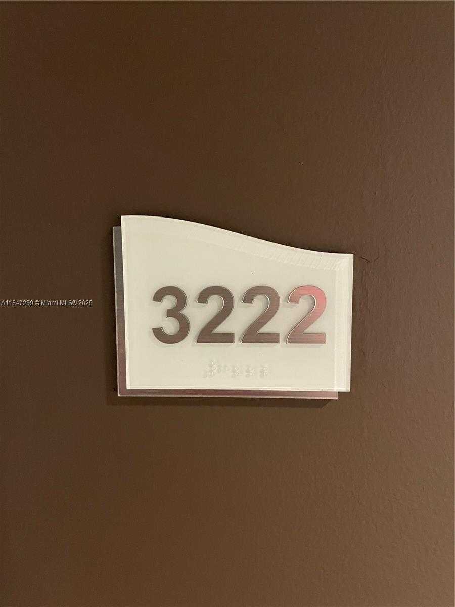 Small Image of 60 SOUTH WEST 13TH ST #3222, Miami Number 20