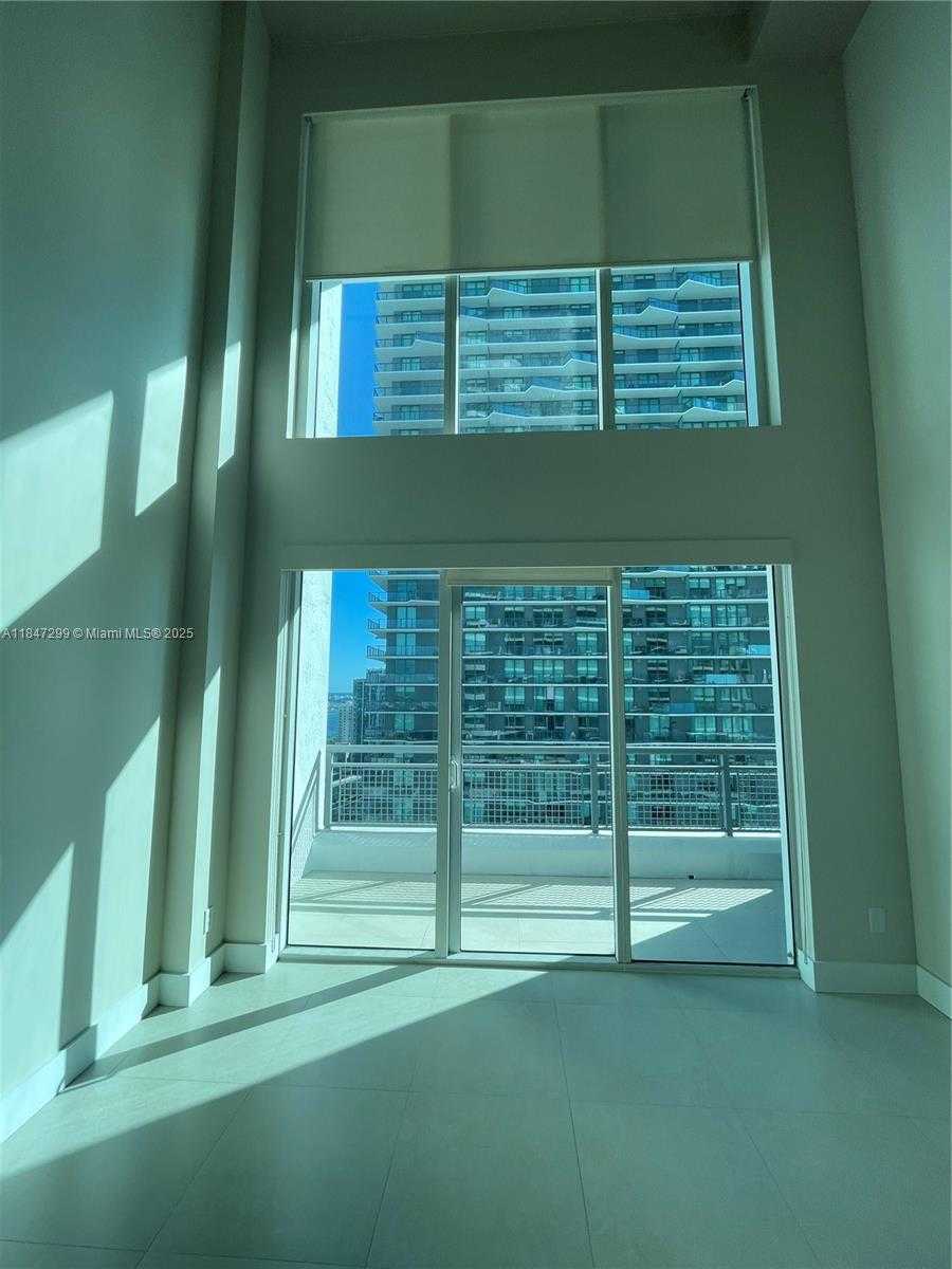 Small Image of 60 SOUTH WEST 13TH ST #3222, Miami Number 21