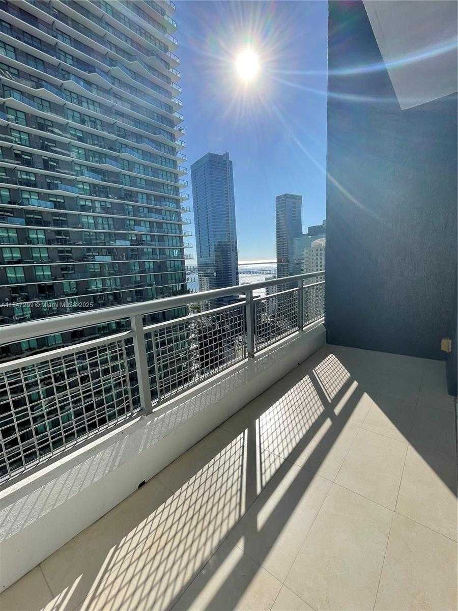 Small Image of 60 SOUTH WEST 13TH ST #3222, Miami Number 25