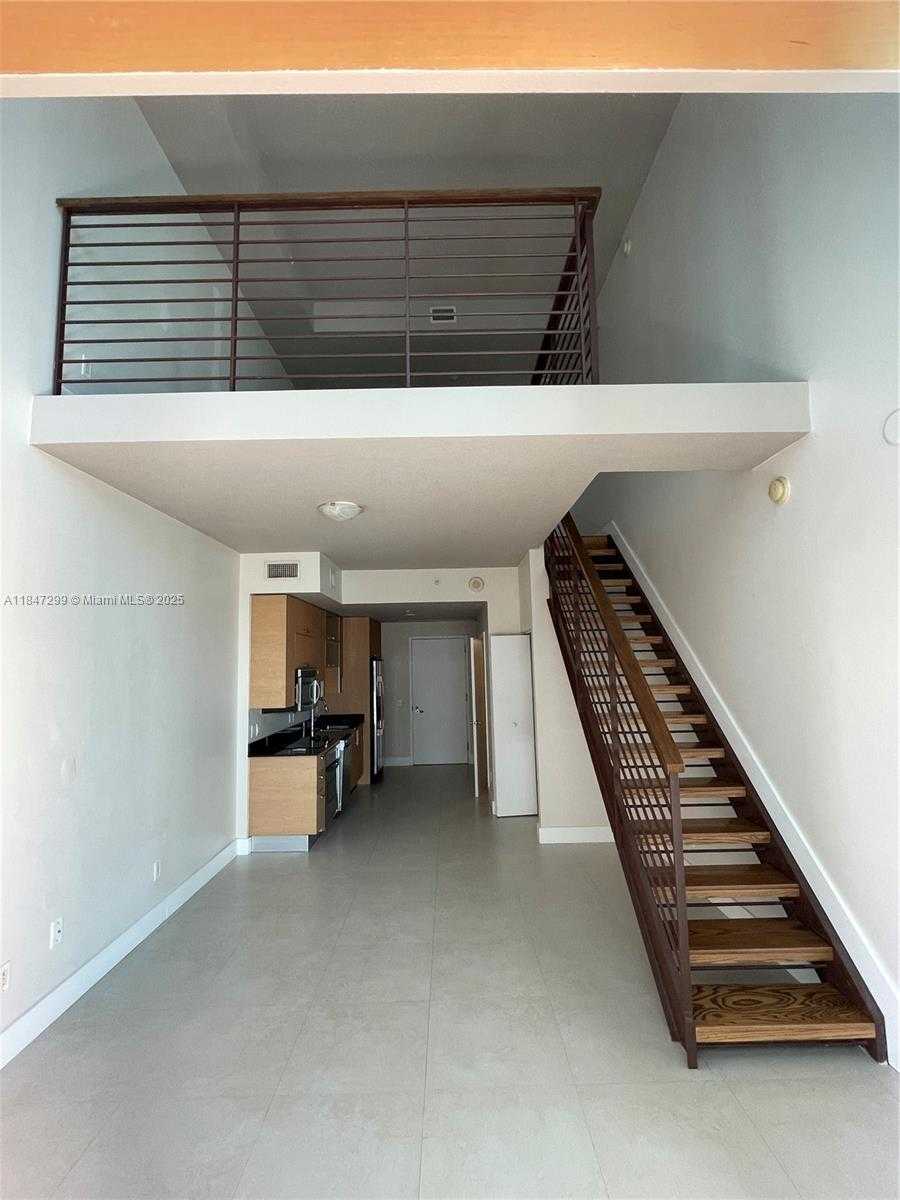 Small Image of 60 SOUTH WEST 13TH ST #3222, Miami Number 27