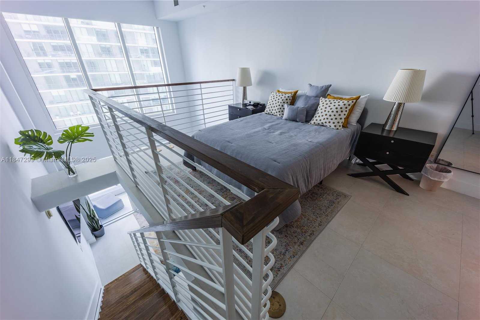 Small Image of 60 SOUTH WEST 13TH ST #3222, Miami Number 6