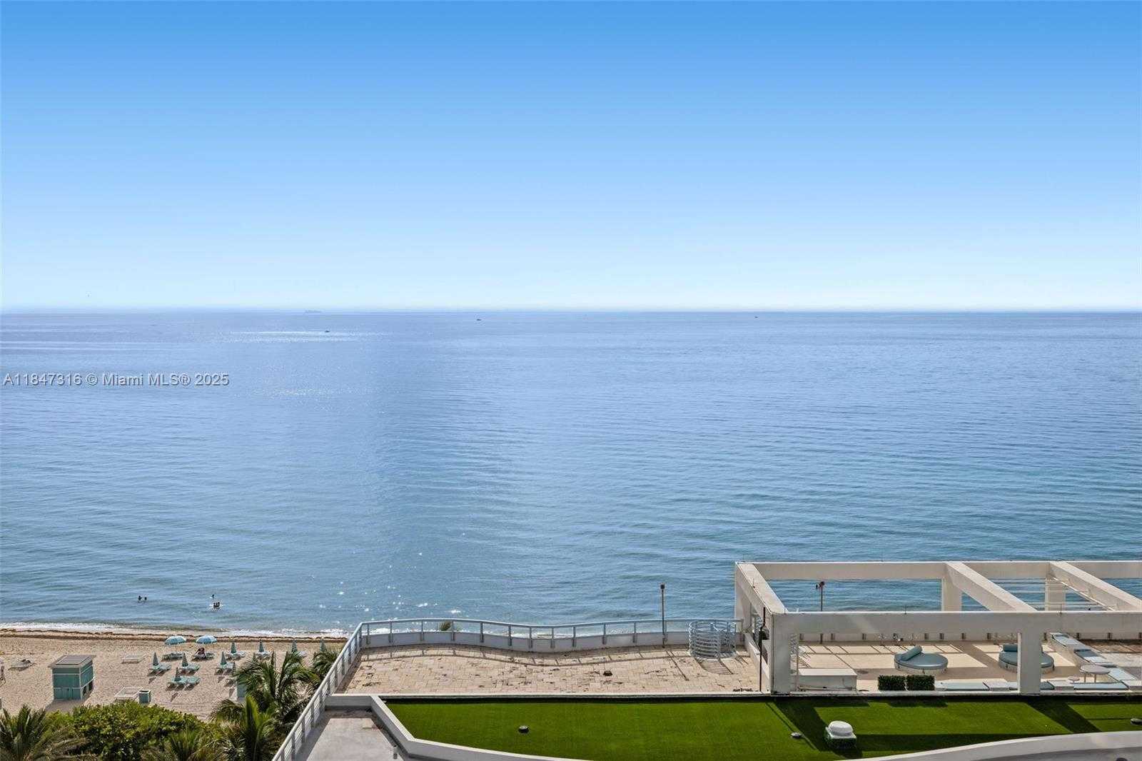 Small Image of 6799 COLLINS AVE #1002, Miami Beach Number 2