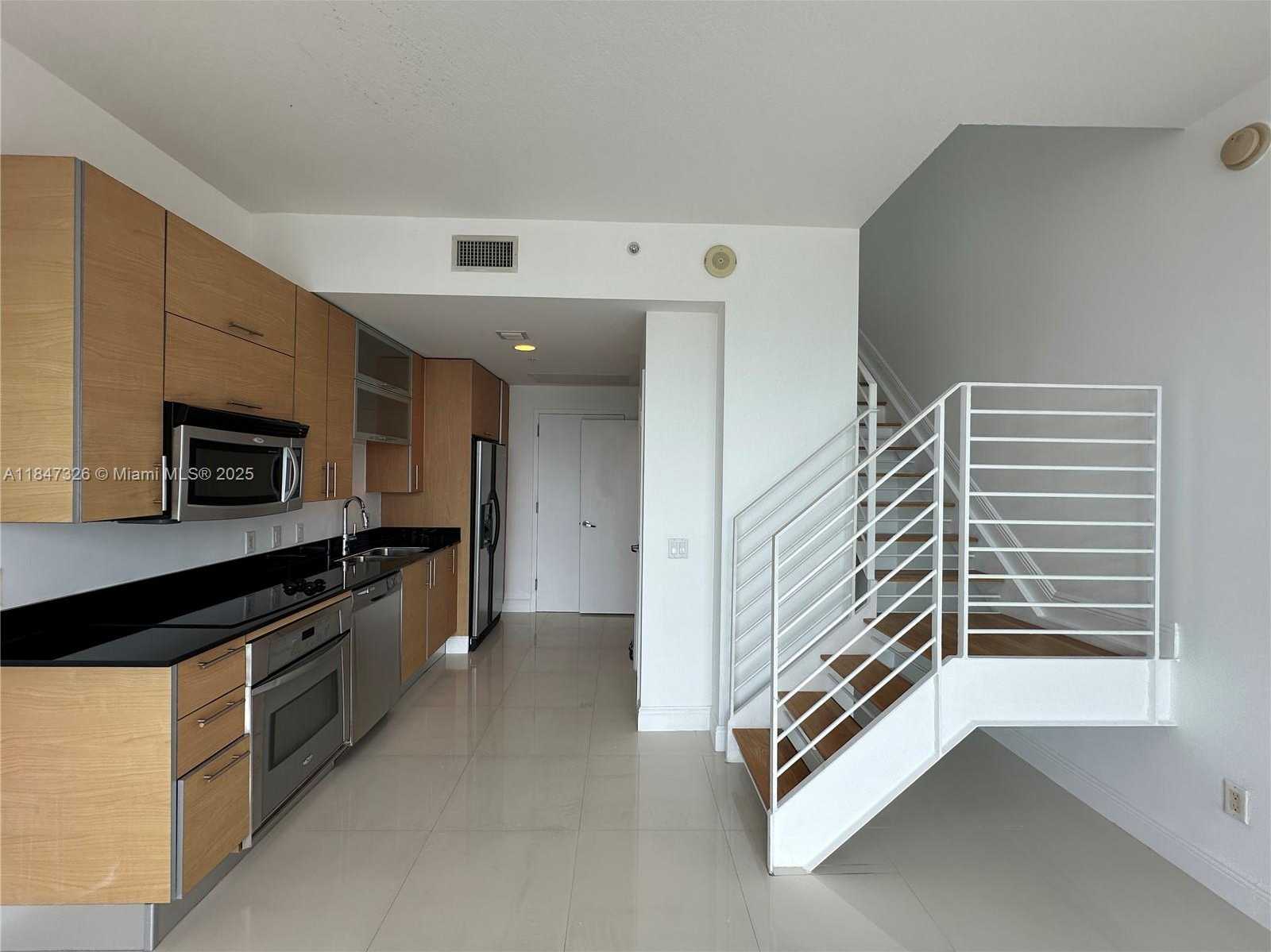 Small Image of 60 SOUTH WEST 13TH ST #1605, Miami Number 10