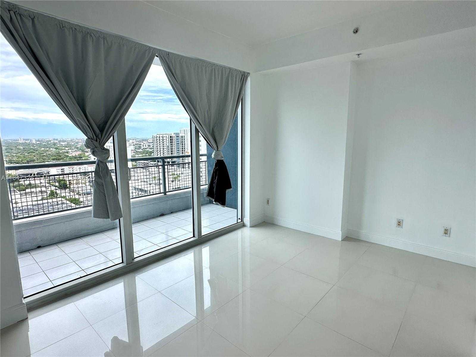 Small Image of 60 SOUTH WEST 13TH ST #1605, Miami Number 13