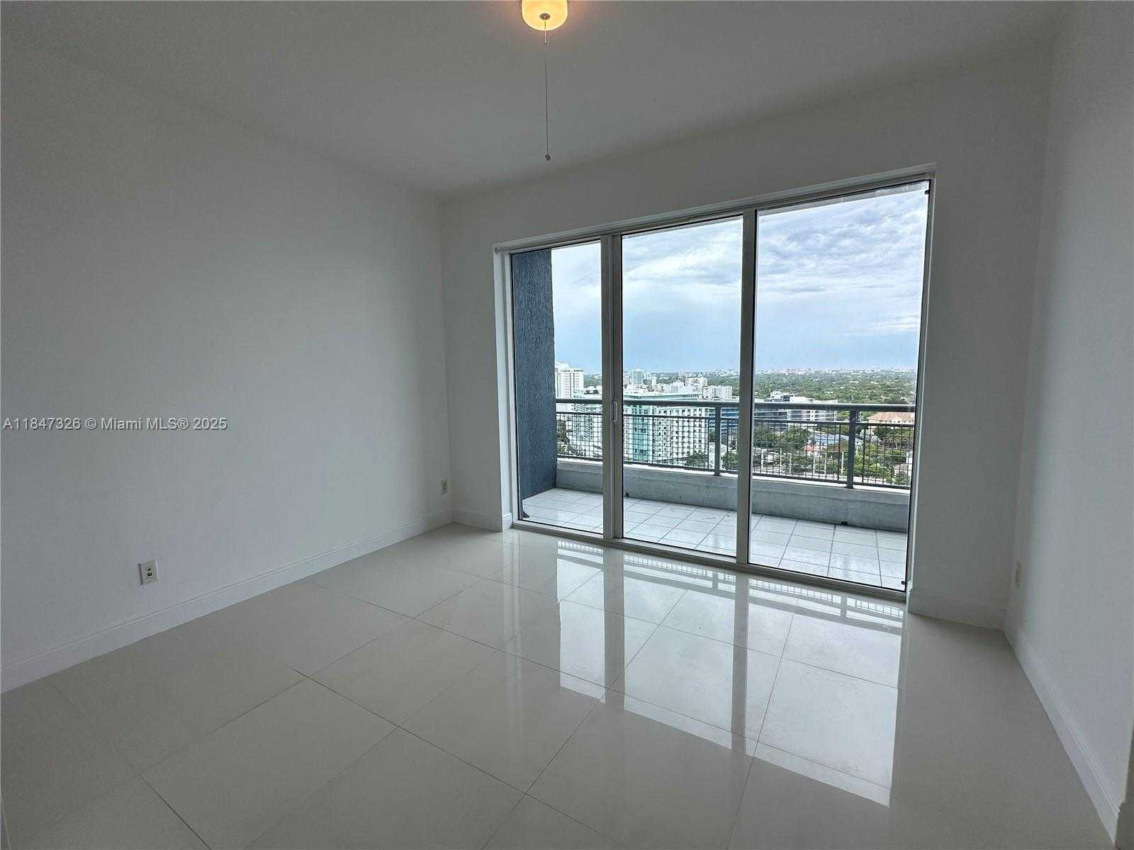 Small Image of 60 SOUTH WEST 13TH ST #1605, Miami Number 14