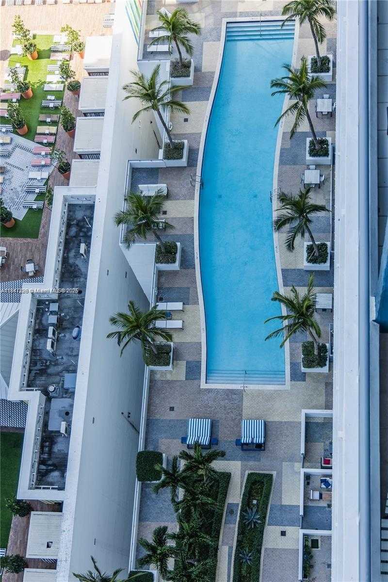 Small Image of 60 SOUTH WEST 13TH ST #1605, Miami Number 3