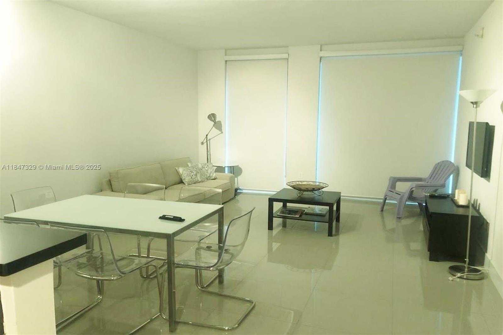 Small Image of 253 NORTH EAST 2ND ST #2706, Miami Number 18