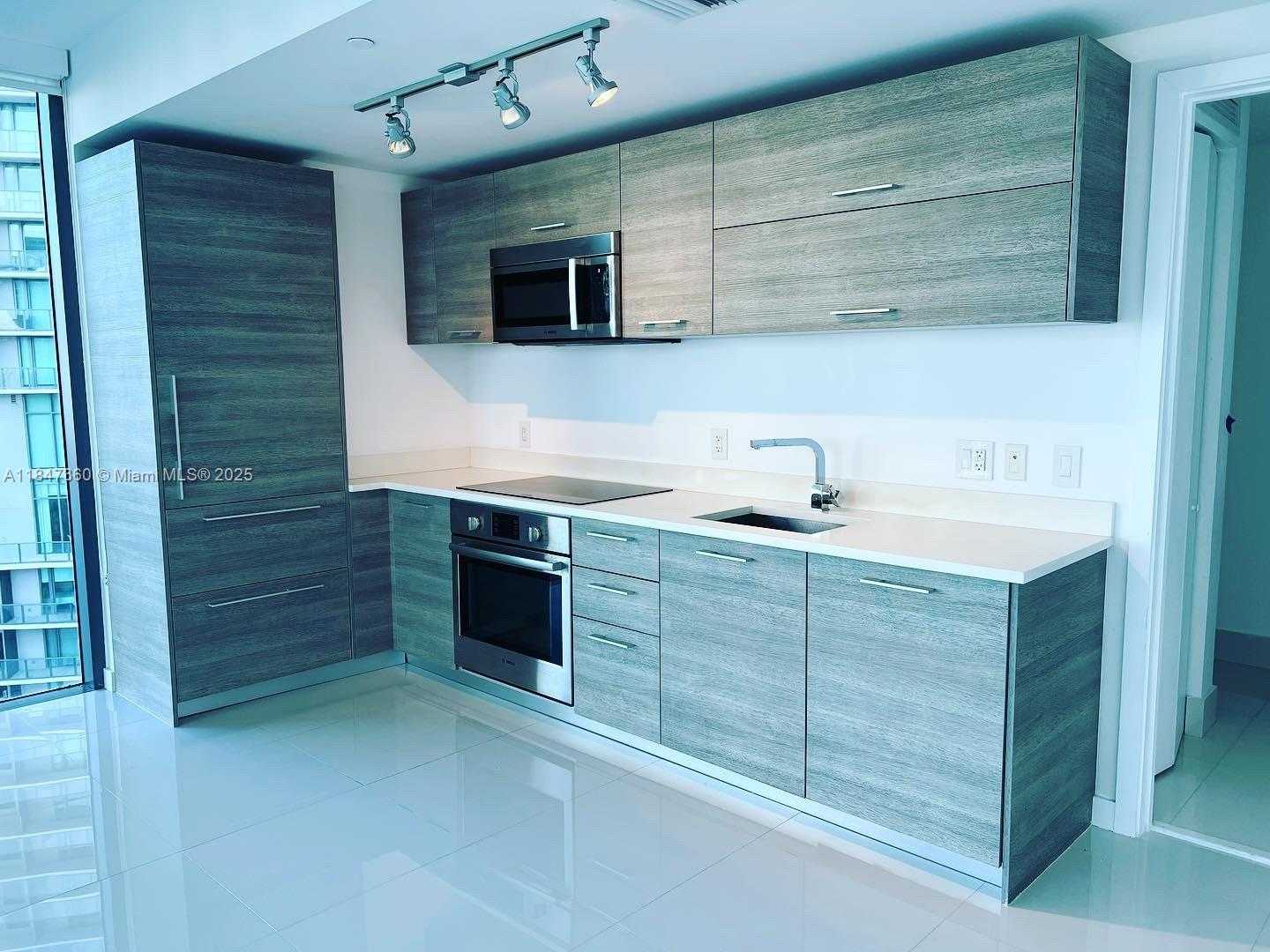 Small Image of 650 NORTH EAST 32ND ST #3508, Miami Number 5