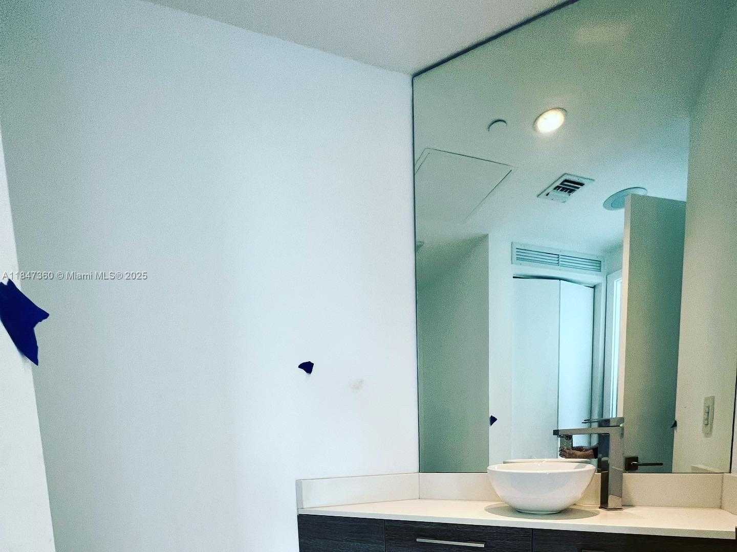 Small Image of 650 NORTH EAST 32ND ST #3508, Miami Number 7