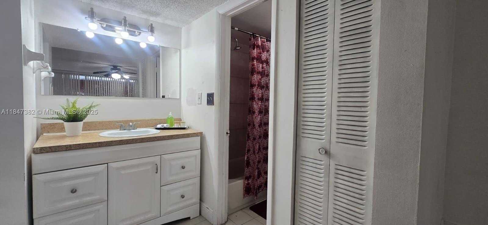 Small Image of 1750 WEST 56TH ST #231, Hialeah Number 13