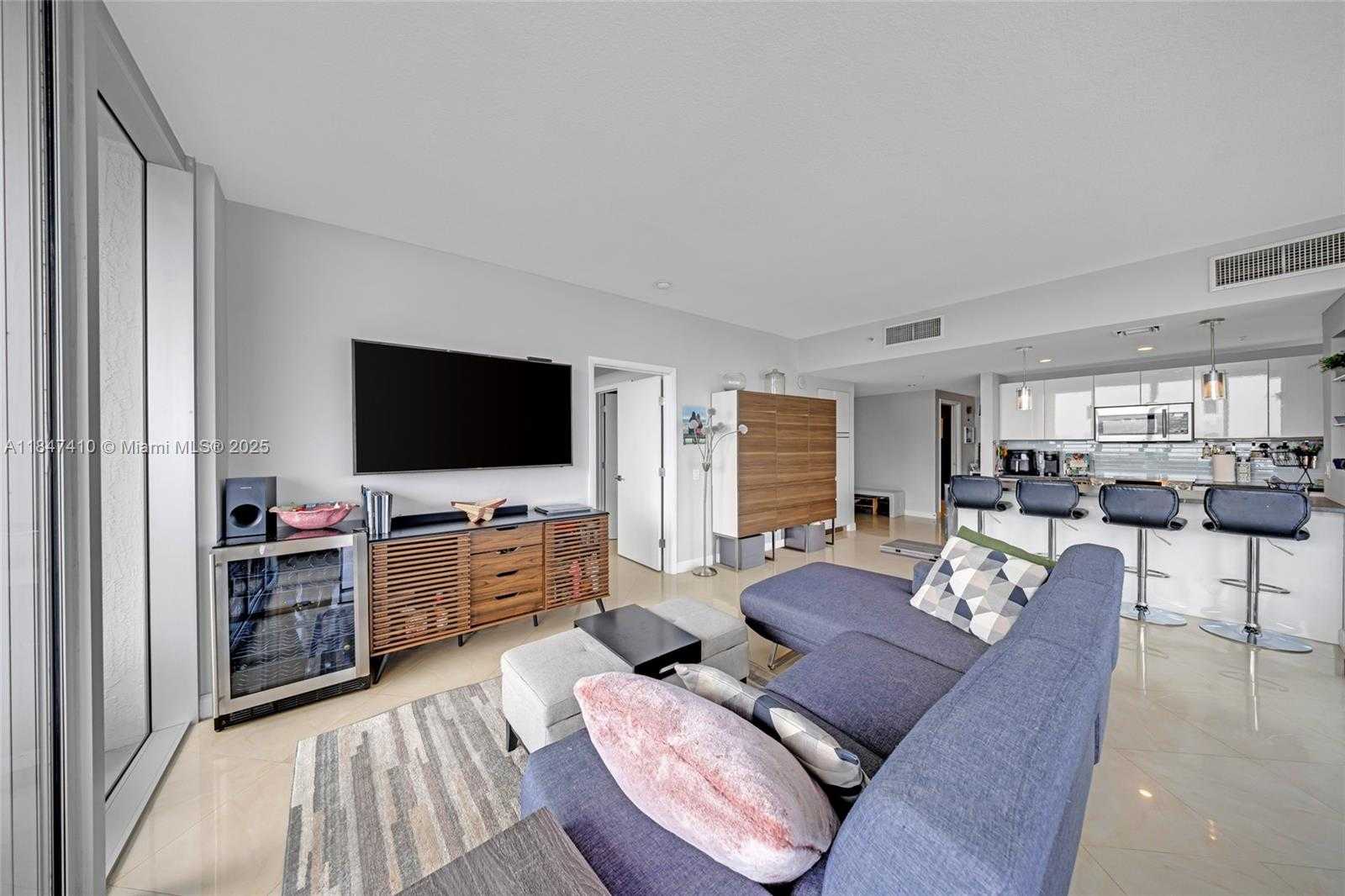 Small Image of 7929 WEST DR #1503, North Bay Village Number 10