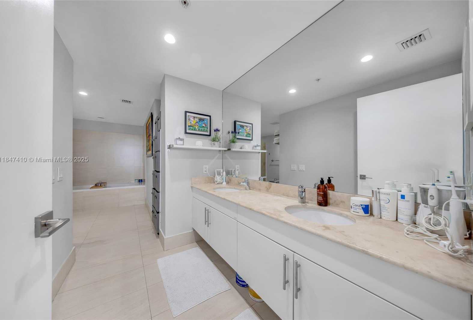 Small Image of 7929 WEST DR #1503, North Bay Village Number 16