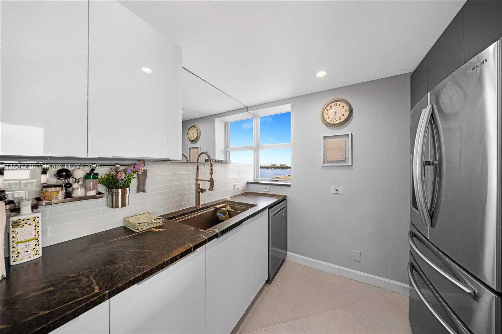 Small Image of 7929 WEST DR #1503, North Bay Village Number 3